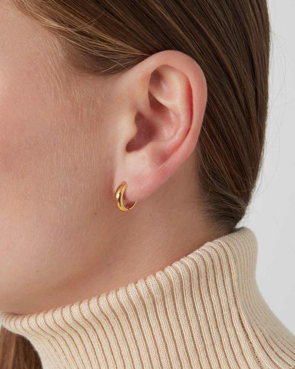 Stylish Stainless Steel Hoop Earrings in Silver & Gold