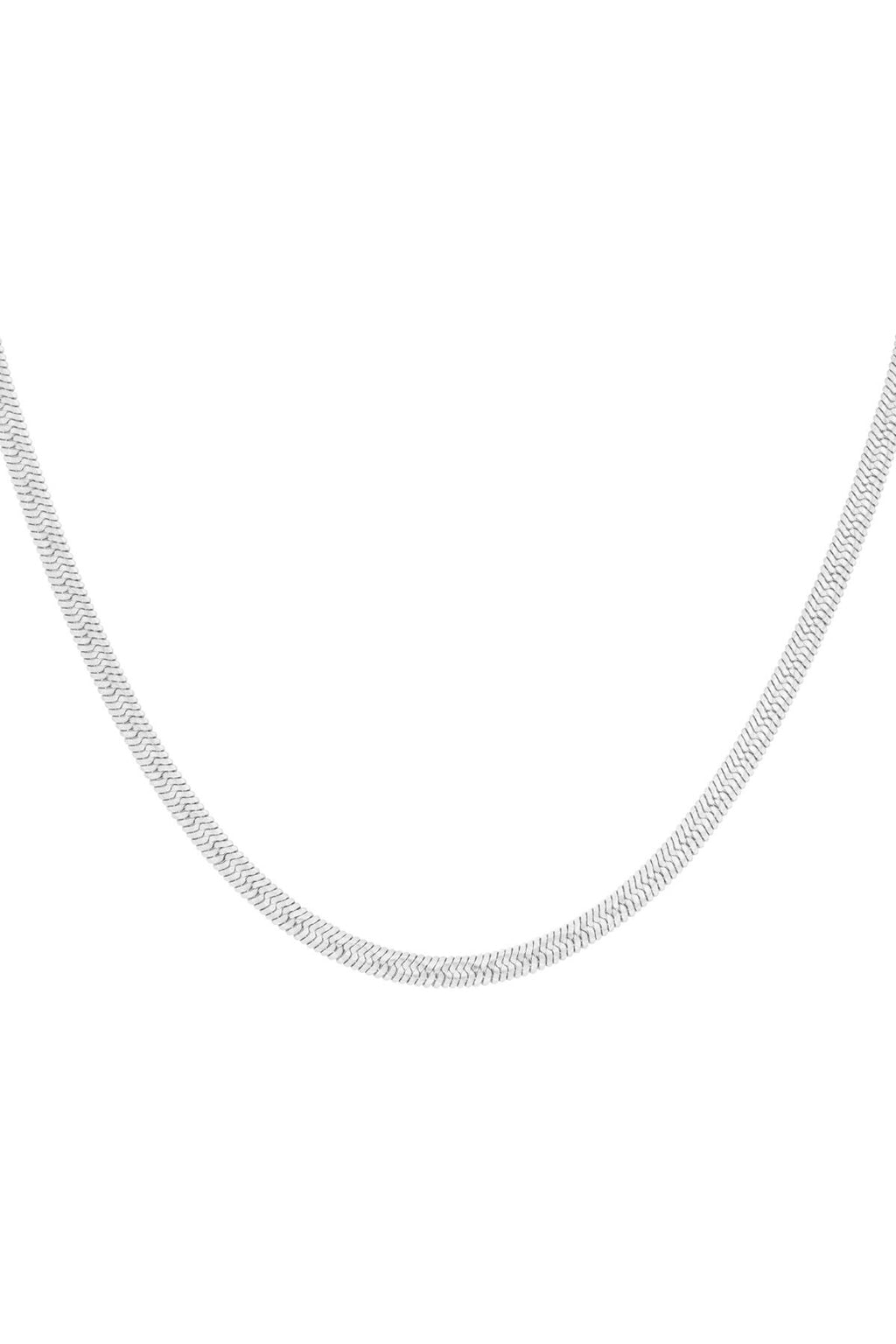 Stylish Short Chain Necklace for Everyday Elegance